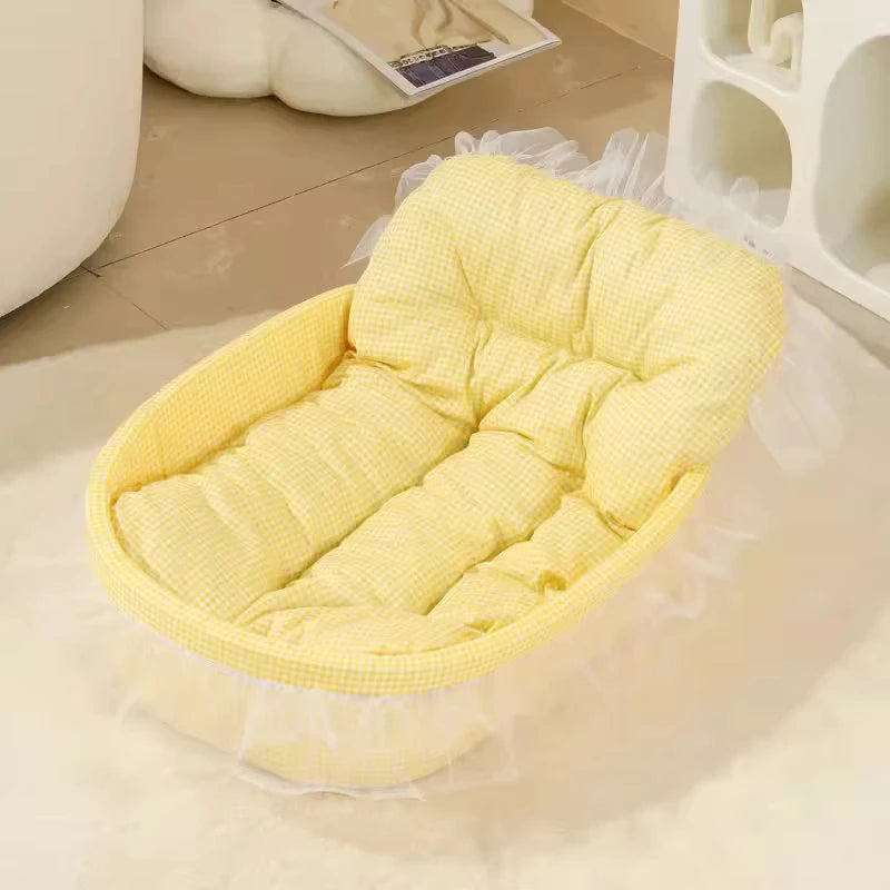 Cute Lace-Trimmed Pet Princess Bed