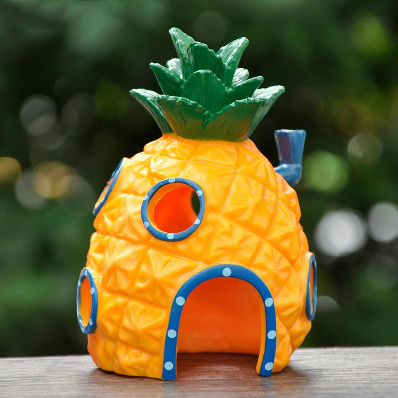 Resin Pineapple Fish Tank Decoration