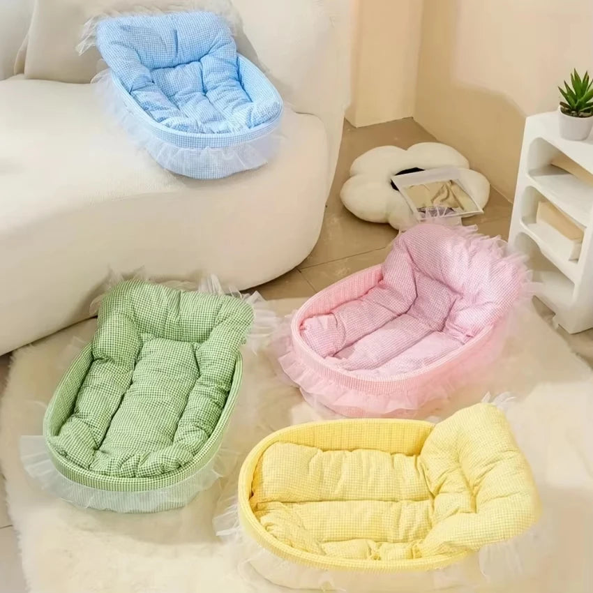 Cute Lace-Trimmed Pet Princess Bed