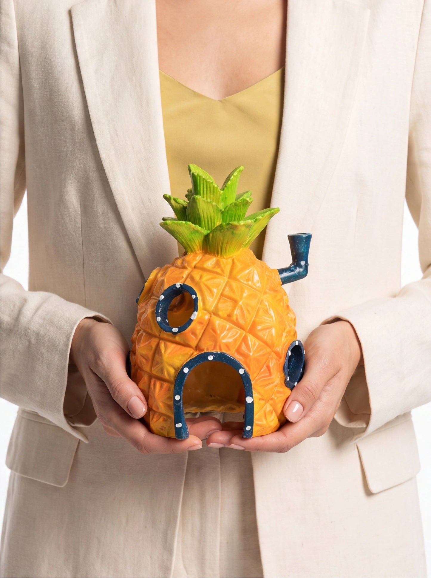 Resin Pineapple Fish Tank Decoration